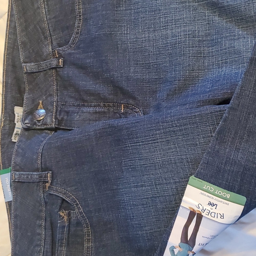 Jeans - Picture 3 of 3